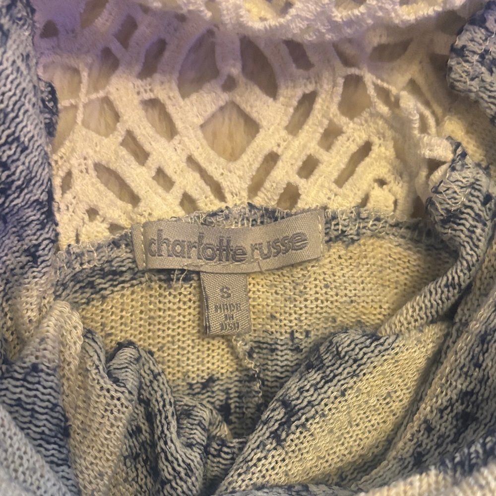 Charlotte Russe Blue and Cream Knit Top - Picture 2 of 4